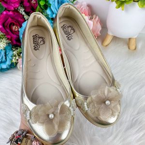 Sapatilha Doce Pe Jardim Encantado Dourada Modelo 2